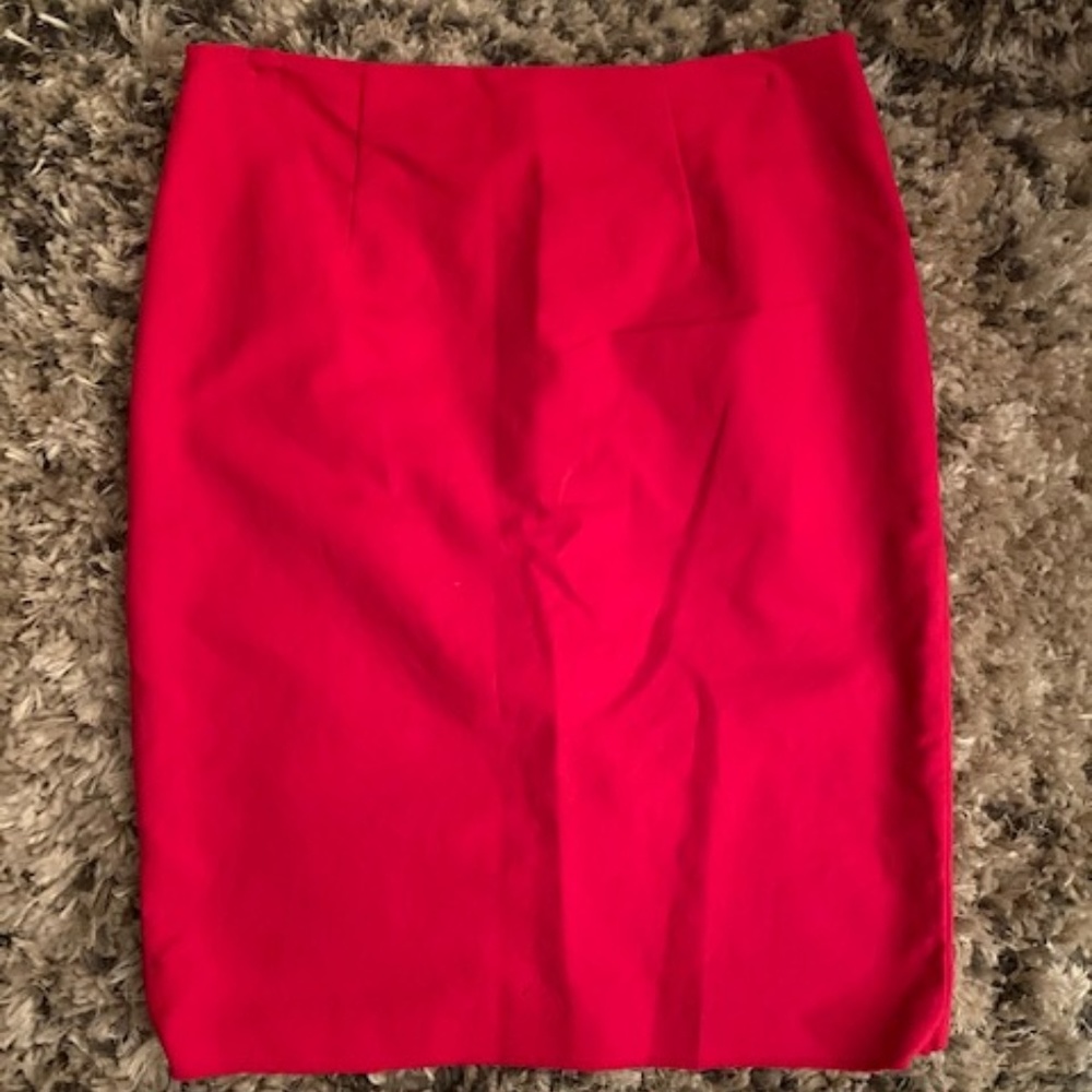 Kenar Pencil Skirt